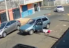 Motorista cai do carro enquanto dirigia: “Capeta quis me matar”