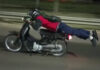 Motociclista é filmado pilotando na posição ‘superman’ na GO-060; vídeo