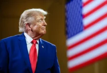 Trump ameaça bombardear Omã e cobra rendição do Irã em disputa sobre Estreito de Ormuz