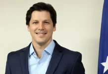 Daniel Vilela é reeleito governador de Goiás no primeiro turno